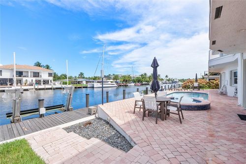 1-2737 Ne 28th Ct, Lighthouse Point, FL, 33064-8274 | Card Image