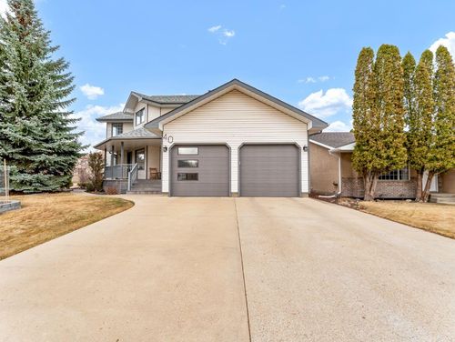 40 Prairie Dr Ne, Medicine Hat, AB, T1C1R2 | Card Image