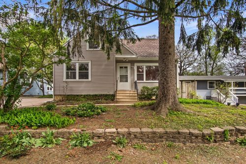511 Elm Ave, Geneva, IL, 60134-1562 | Card Image