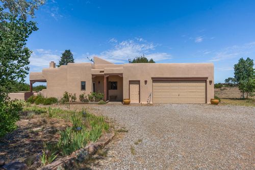 22 Aventura Rd, Santa Fe, NM, 87508-8744 | Card Image