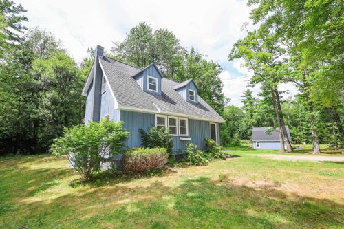 20 Mountain Rd, Epsom, NH, 03234-5016 | Card Image