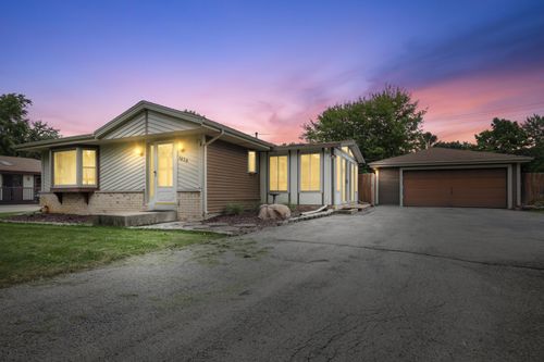 1620 S 171st St, New Berlin, WI, 53151-1338 | Card Image