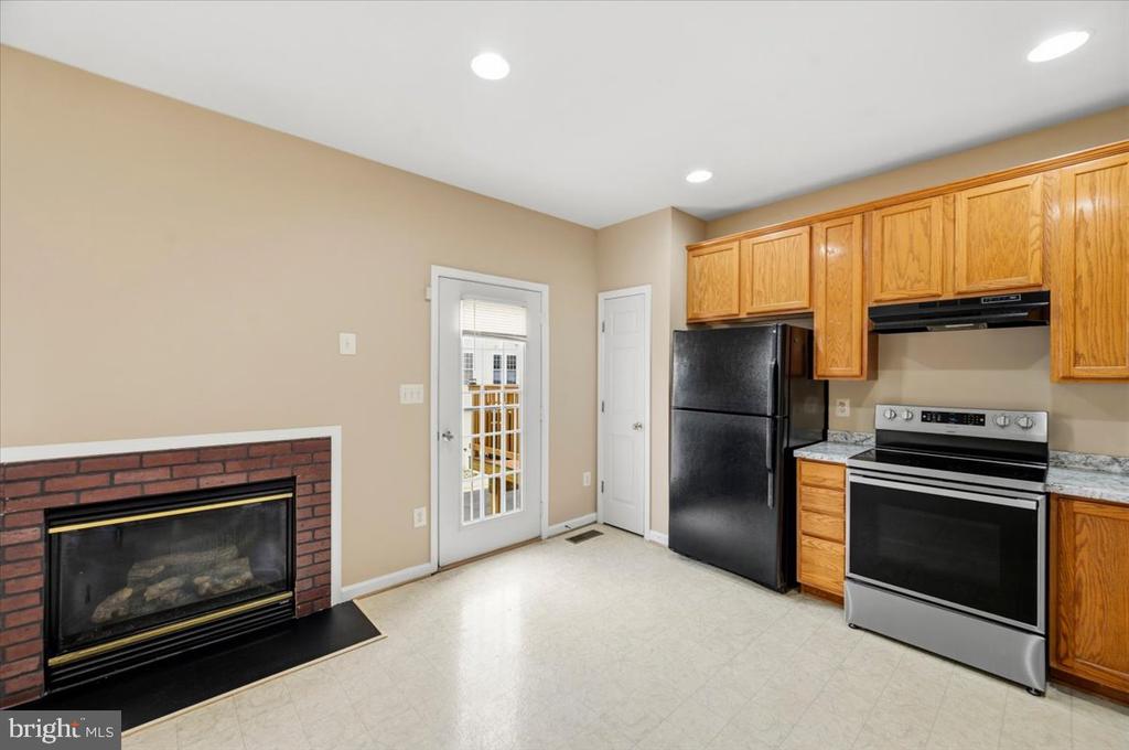 Residential in ALEXANDRIA 5