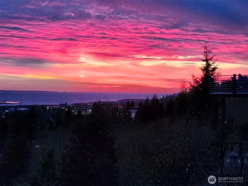 1823 Sam Benn Ln, Aberdeen, WA, 98520-1032 | Card Image