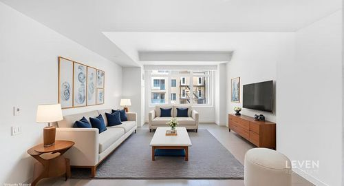 ru5a-305 E 51st St, New York, NY, 10022-6740 | Card Image