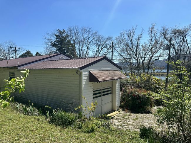 427 Lakeshore Dr, House other with 2 bedrooms, 2 bathrooms and 1 parking in Jasper TN | Image 4
