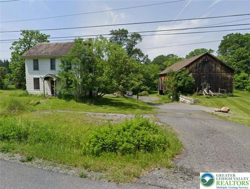 981 Riverview Dr, Walnutport, PA, 18088-9501 | Card Image
