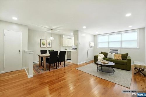 214 Avenue A, Bayonne, NJ, 07002-1262 | Card Image