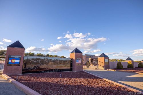 8 Diamond Head Vista, Walsenburg, CO, 81089 | Card Image
