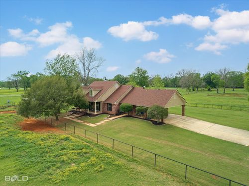 2675 Swan Lake Rd, Bossier City, LA, 71111-7205 | Card Image