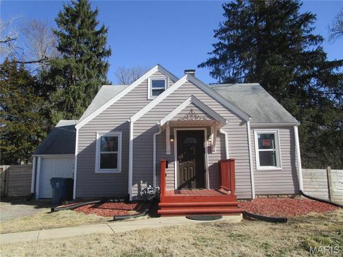 7 Pineview Ln, Collinsville, IL, 62234-1921 | Card Image