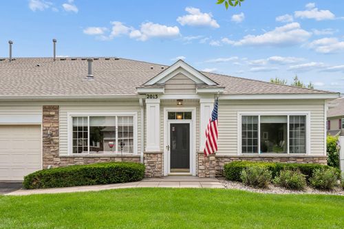 2013 Stahlke Way, Chaska, MN, 55318-3239 | Card Image