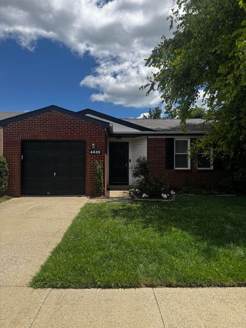 4352 Cobblestone Knoll Dr, Lexington, KY, 40515-4672 | Card Image