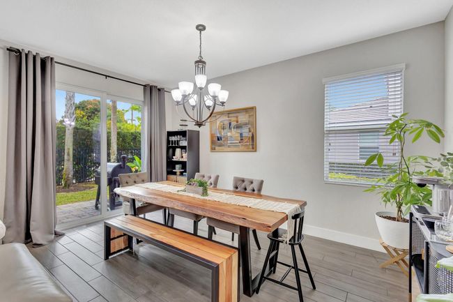 92 Palmetto Ln, House other with 4 bedrooms, 3 bathrooms and null parking in Royal Palm Beach FL | Image 16