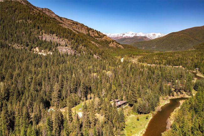 318 Mt Highway 56, House other with 2 bedrooms, 4 bathrooms and null parking in Noxon MT | Image 73