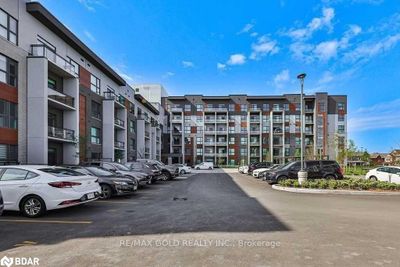 304 - 95 Dundas St W, House attached with 2 bedrooms, 2 bathrooms and 1 parking in Oakville ON | Image 1