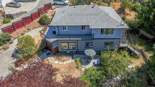 660 Rockingham Rd, Victoria, BC, V9B3N8 | Card Image