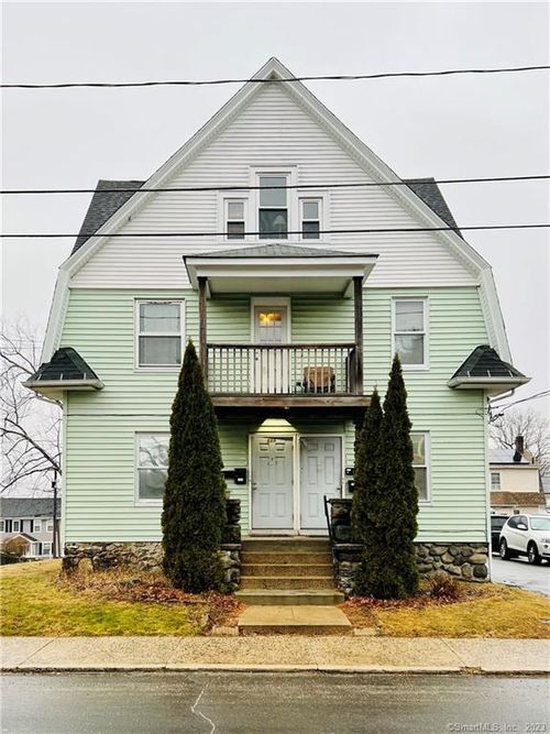 115 Clinton St, Waterbury, CT, 06710-1221 | Card Image