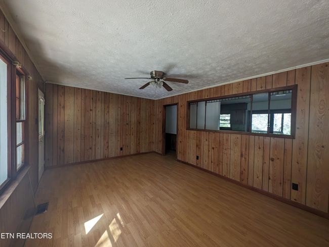 164 S Shady Lane Loop, House other with 3 bedrooms, 1 bathrooms and null parking in Clarkrange TN | Image 13