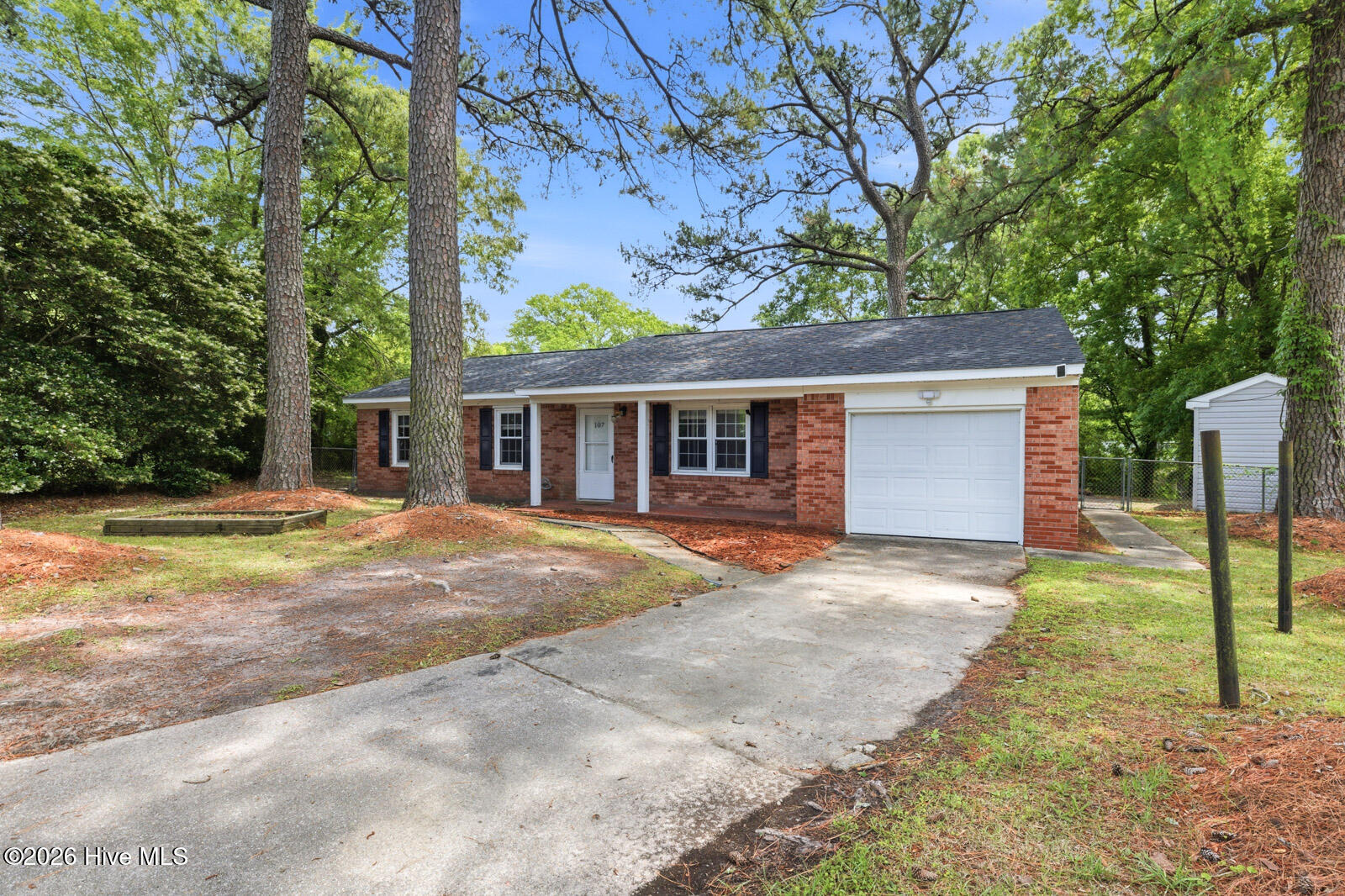 107 Royal Ct, For Sale in Jacksonville - eXp Realty
