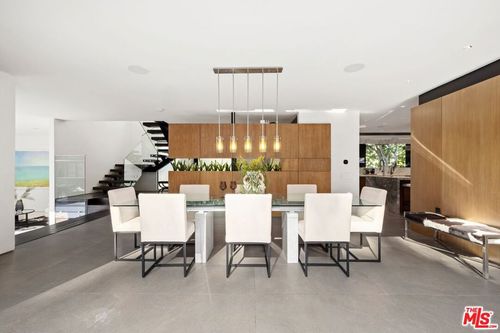 10558 Fontenelle Way, LOS ANGELES, CA, 90077-1901 | Card Image