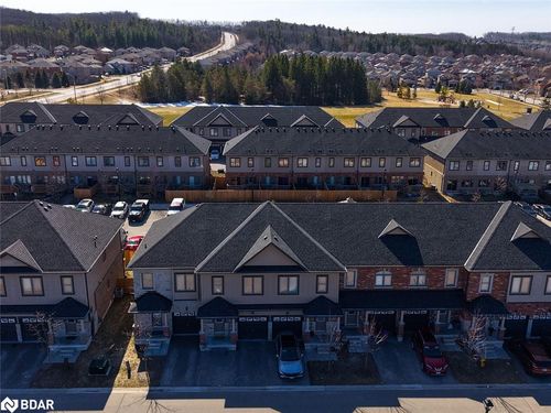 23 Cygnus Cres, Barrie, ON, L4M0K6 | Card Image