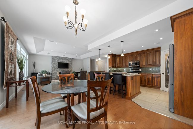 18 Windwhisper Dr, House other with 3 bedrooms, 2 bathrooms and 7 parking in Plainfield ON | Image 18