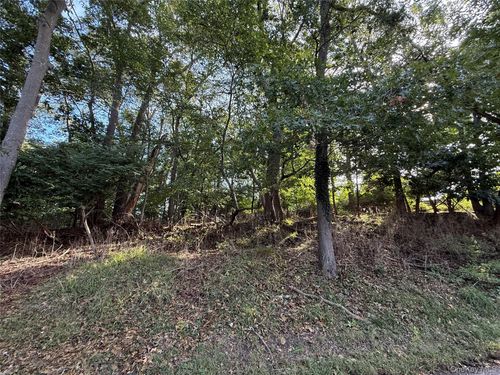 156 Maple Rd, Wading River, NY, 11792-1249 | Card Image