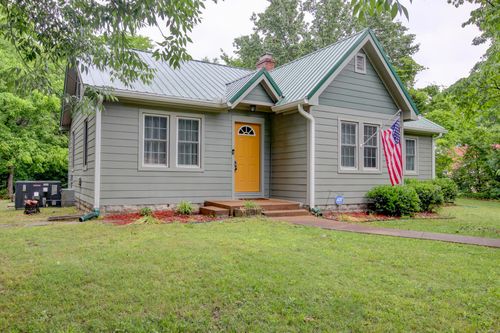 1115 Woodard St, Clarksville, TN, 37040-4073 | Card Image