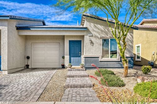 4352 Meadow Glade Ave, North Las Vegas, NV, 89084-4766 | Card Image