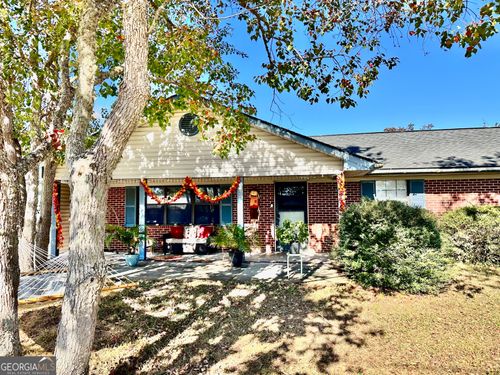 131 Fawn Ln, Blackshear, GA, 31516-2452 | Card Image