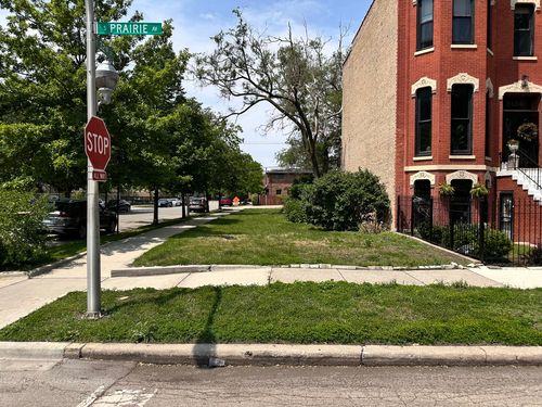 3158 S Prairie Ave, Chicago, IL, 60616-3904 | Card Image