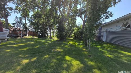 4 Lake Ave, Meota, SK, S0M1X0 | Card Image