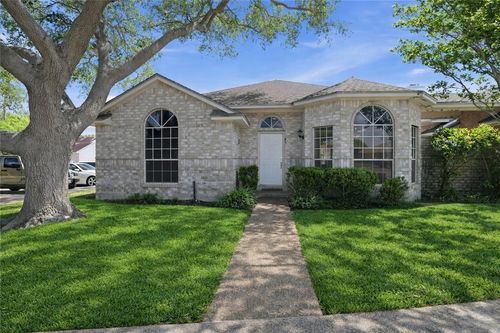 p-5-7209 Mansions Dr, Corpus Christi, TX, 78414-3730 | Card Image