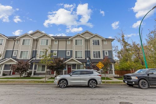 44-19501 74 Avenue, Surrey, BC, V4N6V7 | Card Image