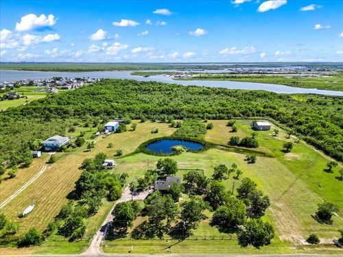 2525 Avenue N, San Leon, TX, 77539-8825 | Card Image