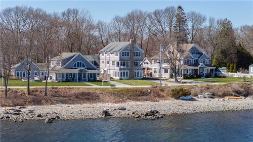 110 Sea View Ave, North Kingstown, RI, 02852-6324 | Card Image