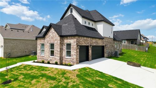 1031 Whistler St, Bentonville, AR, 72713-4151 | Card Image