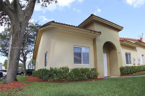 21511-21511 Sw 87th Ct, Cutler Bay, FL, 33189-7309 | Card Image