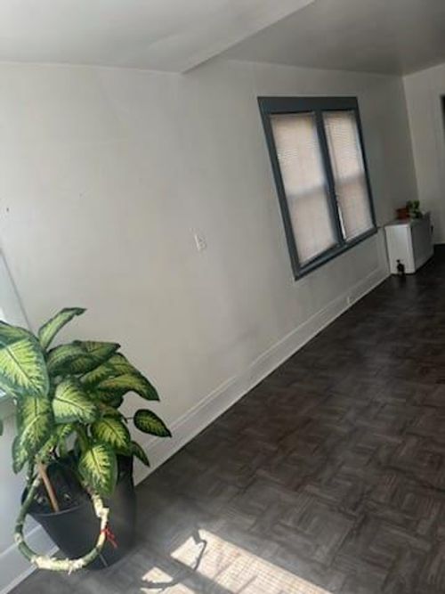 126 149th Street Streets, New York, NY, 11436 | Card Image