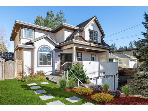 14027 Blackburn Ave, White Rock, BC, V4B2Z6 | Card Image