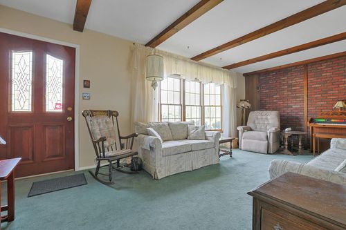 10 Oak St, Garnerville, NY, 10923-2007 | Card Image