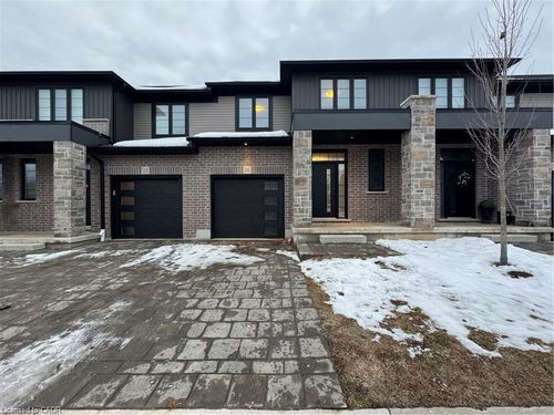 26-3025 Doyle Dr, London, ON, N6M0H2 | Card Image