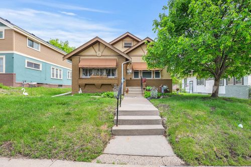 1718 Vincent Ave N, Minneapolis, MN, 55411-2819 | Card Image