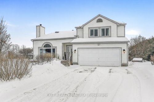 2721 Glen St, Metcalfe, ON, K0A2P0 | Card Image