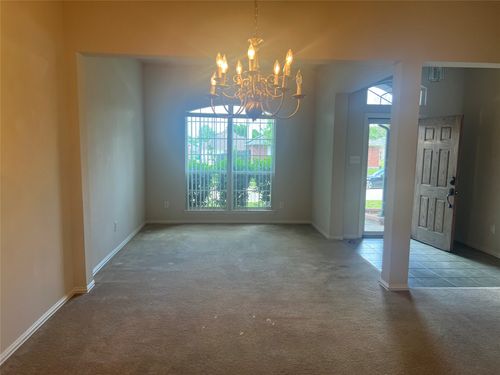 122 Biscayne Dr, Cedar Hill, TX, 75104-1361 | Card Image