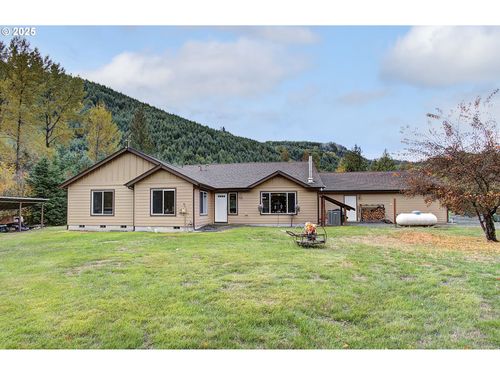 133 Lost Creek Dr, Glenoma, WA, 98336-5501 | Card Image