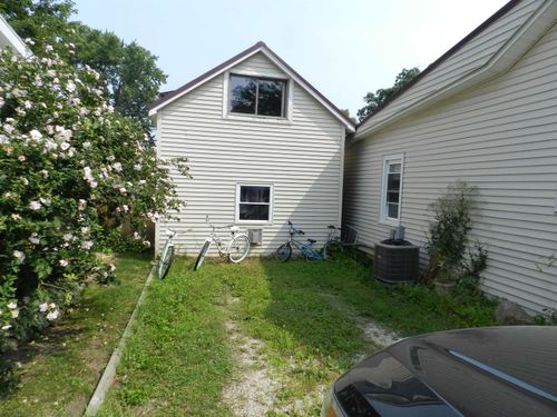 212 W State St, Corunna, MI, 48817-1346 | Card Image