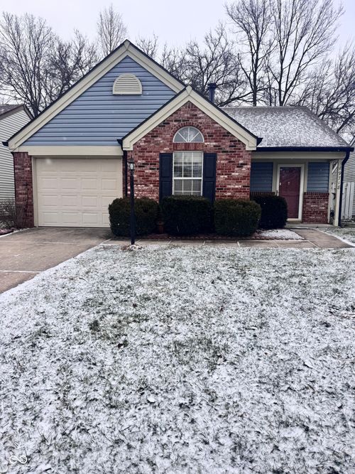 9718 Alexander Ln, Fishers, IN, 46038-2171 | Card Image