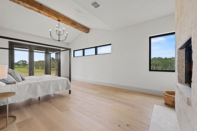 1318 Countryside Bnd, Home with 4 bedrooms, 5 bathrooms and 3 parking in Fredericksburg TX | Image 27